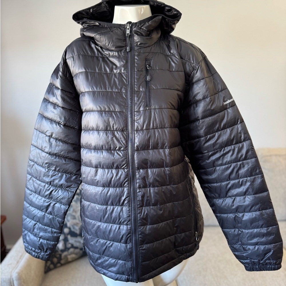 Avalanche Men’s Black Puffer Jacket Zip Up size medium Lightweight - Picture 2 of 13